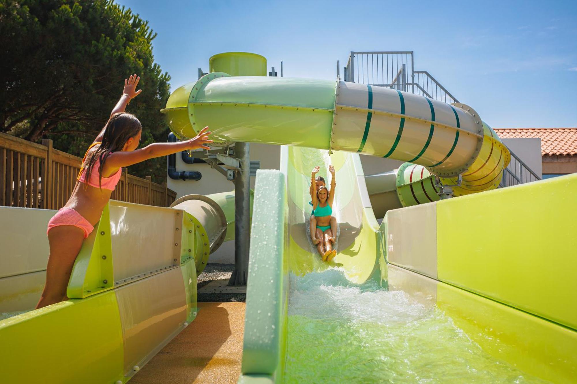 Camping Les Peupliers La Flotte Exterior foto